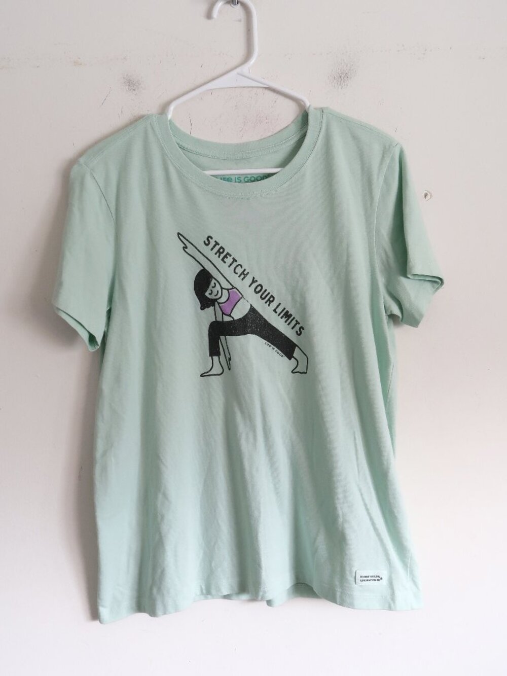 Life Is Good "Stretch Your Limits" Crusher Tee - Size Medium